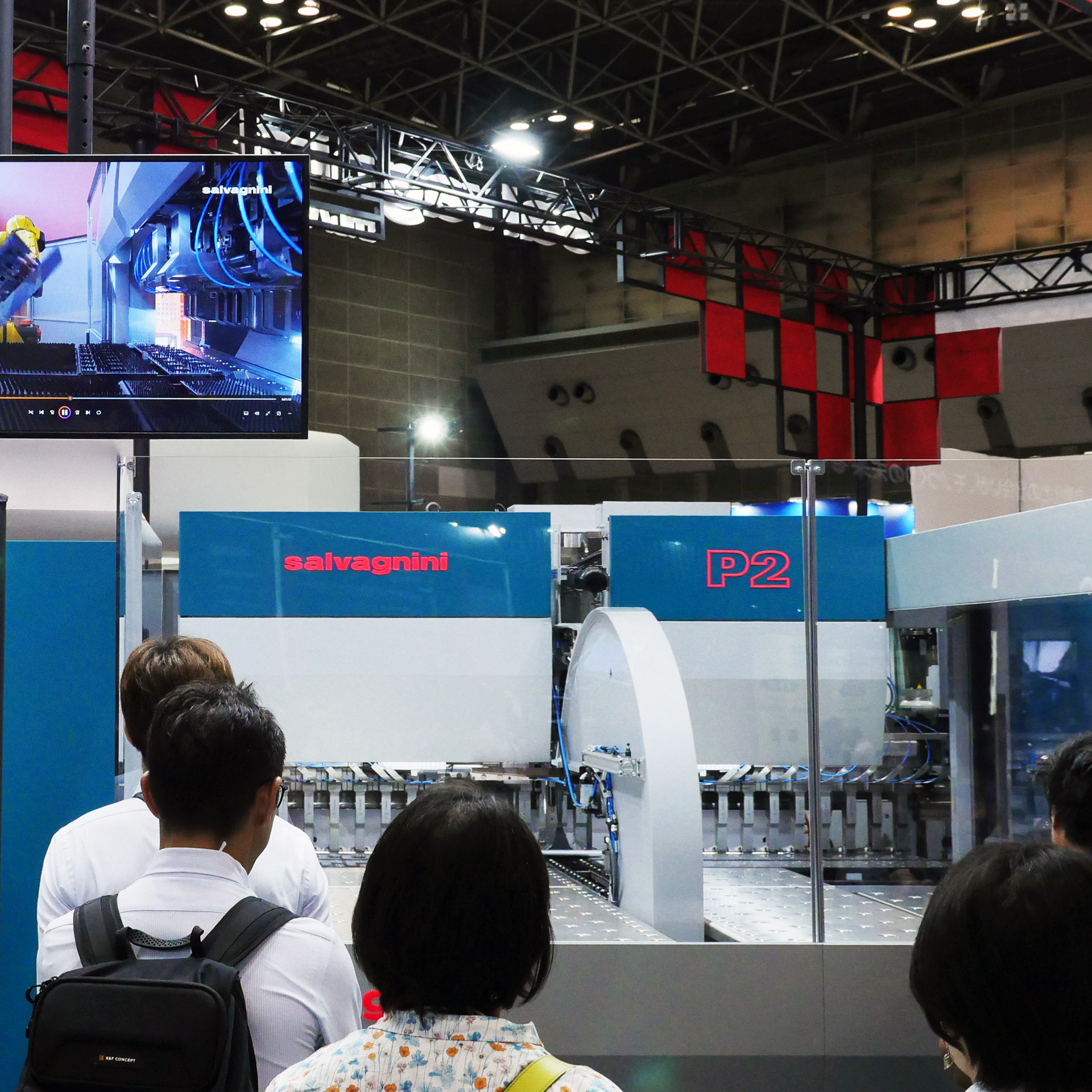 コラム: 主力機種P2-2120.G4の特長を一挙ご紹介